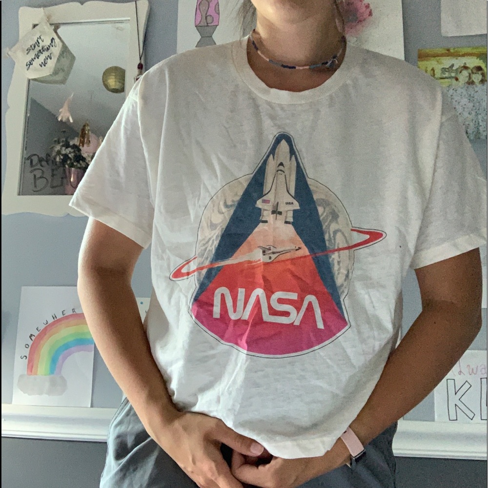 Graphic tee